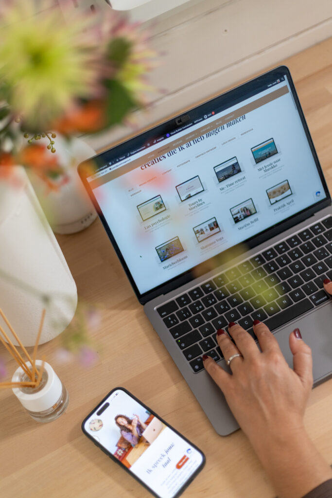 clarity confidence coach and brand photographer specialist