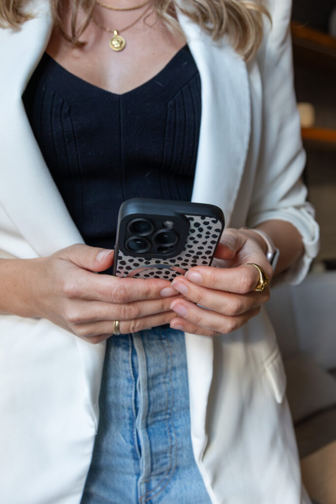 Fia Addicks — clarity coach and mindset mentor for creatives and entrepreneurs